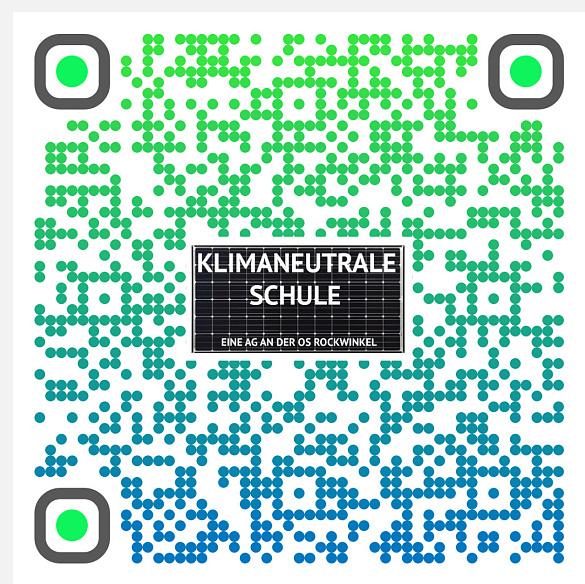 QR-Code: Unter diesem QR- Code kann man LIVE verfolgen, wie viel Strom unserer Anlage aktuell produziert, einfach den Code mit dem Handy scannen.
